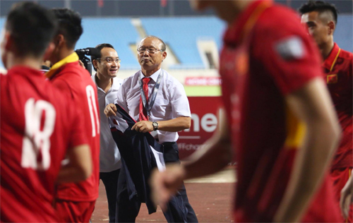 HLV Park Hang-seo mong được thông cảm vì mới nhận tuyển Việt Nam