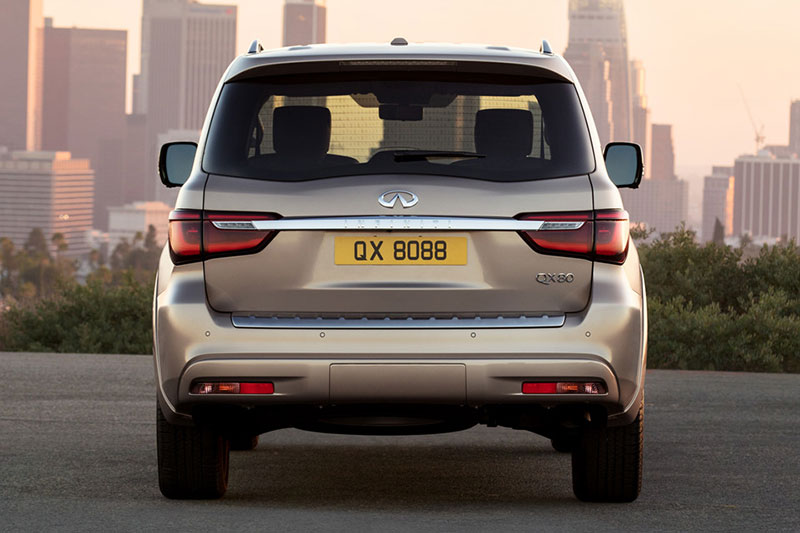 Infiniti QX80 2018 ra mắt, đe dọa Lexus LX570