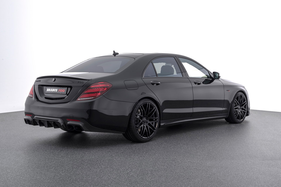 Brabus Mercedes Maybach S650 - limousine quái vật 900 mã lực