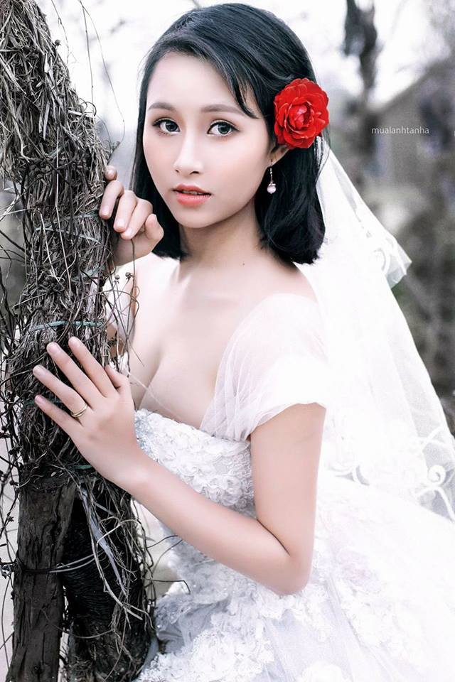 Mẹ trẻ 9X gây tranh cãi vì để con nhỏ ở nhà, vác bụng bầu đi bar: Phụ nữ hưmột chút mới hạnh phúc