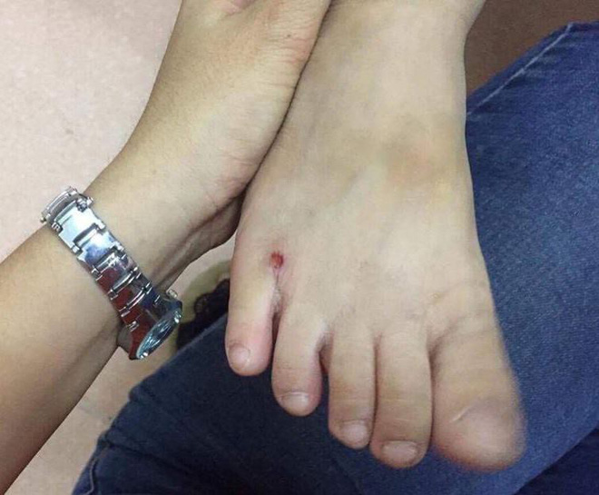 Hà Nội: Clip quay lén bắt quả tang mẹ kế đánh đập dã man con chồng gây phẫn nộ dư luận