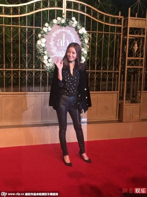 Uy lực đáng gờm từ hoa cưới của Angelababy - Huỳnh Hiểu Minh: Loạt mỹ nhân lần lượt thoát ế