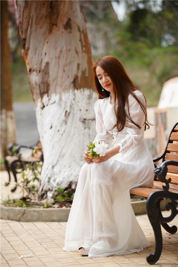 Nhã Phương từ chối nhắc đến Trường Giang: Tôi buồn vì người ta chỉ biết đến với ồn ào tình cảm Nhã Phương từ chối nhắc đến Trường Giang: Tôi buồn vì người ta chỉ biết đến với ồn ào tình cảm