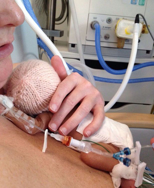 Hạnh phúc muộn màng của người mẹ 2 lần sinh non, 3 lần sảy thai, 3 lần IVF thất bại