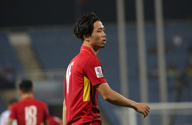 Công Phượng chơi thảm họa, HLV Park Hang Seo phát biểu không ngờ