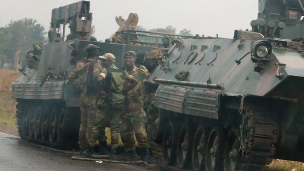 Tổng thống Zimbabwe bị quản thúc: Lộ diện người nắm quyền thay