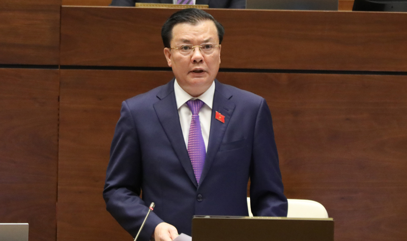 Buôn lậu: Ngân sách phần đội nón ra đi, phần chảy vào túi cán bộ