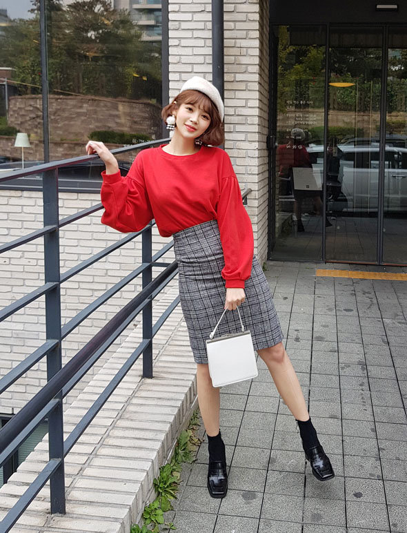 Kiểu chân váy này hot từ hè sang đông, các nàng ai cũng nên tậu vài chiếc!