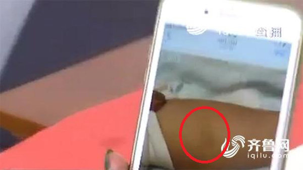 Con 1 tuổi hay khóc thét về đêm, mẹ bàng hoàng phát hiện sự thật qua camera