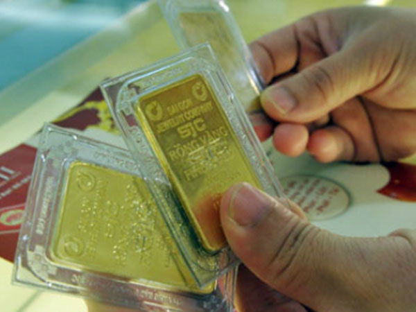 Giá vàng trong nước tăng giảm trái chiều