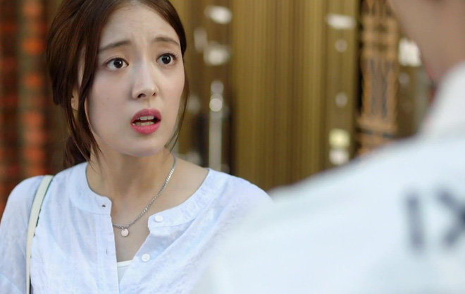 Cưới xong 1 tuần, chồng ép tôi sang tên căn hộ bố mẹ đẻ cho nếu không sẽ… ly thân