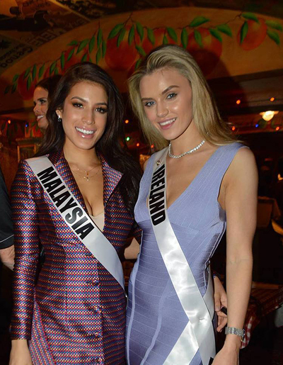 Nguyễn Thị Loan diện mốt váy ngủ ở tiệc mừng Miss Universe