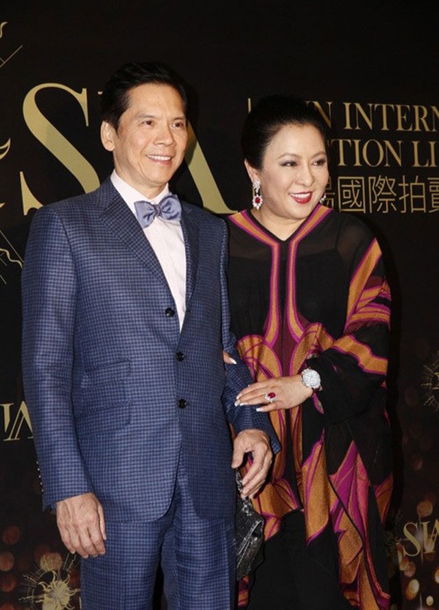 Chân dung ông trùm Hong Kong bắt Thành Long phải quỳ gối suốt hơn 1 tiếng đồng hồ