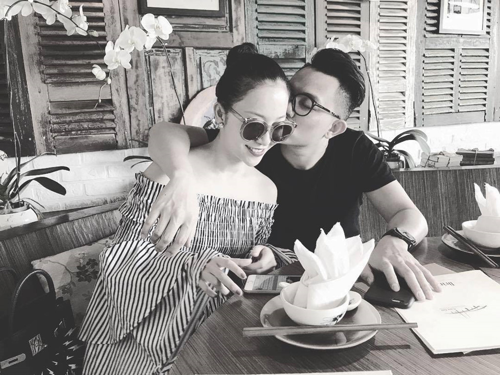 Chim công làng múa Linh Nga: Cuộc sống hào nhoáng, tình duyên lận đận