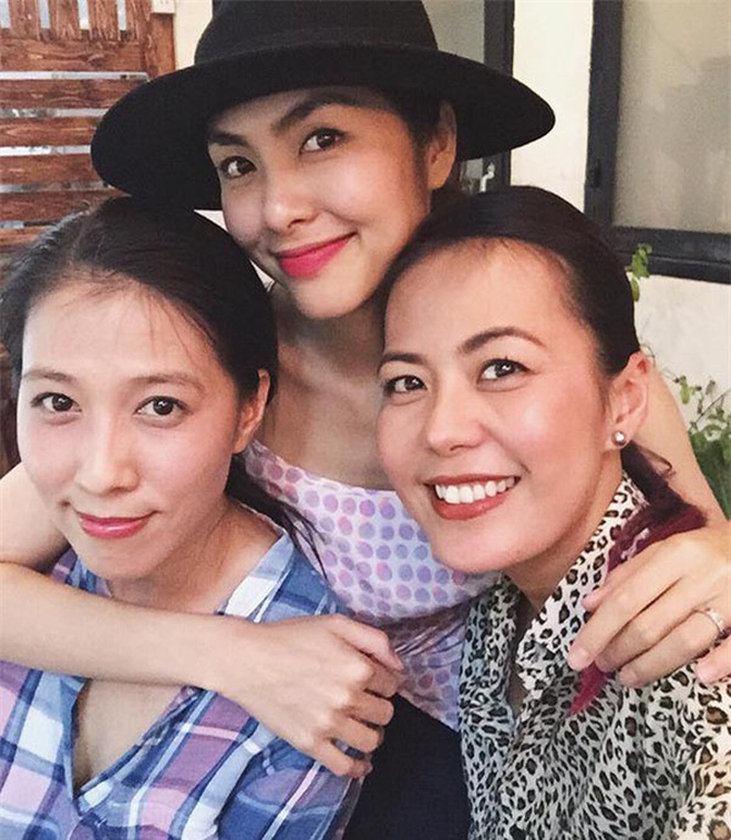 Chân dung sẻ lớn Thùy Trang: Mỹ nhân kín tiếng nhất trong hội bạn tri kỉ hơn 10 năm của Tăng Thanh Hà Chân dung sẻ lớn Thùy Trang: Mỹ nhân kín tiếng nhất trong hội bạn tri kỉ hơn 10 năm của Tăng Thanh Hà