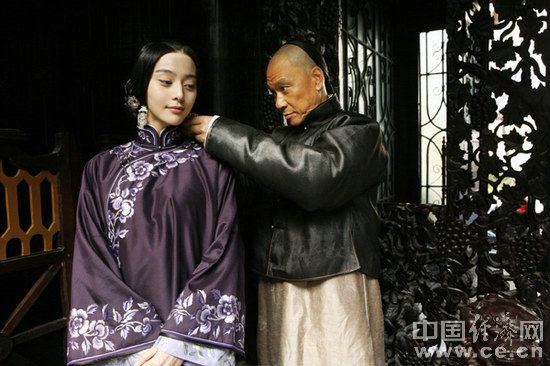 Ly hôn vợ để cưới Phạm Băng Băng, tài tử 71 tuổi giờ ra sao?