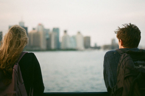 Vừa mới gặp nhau lần đầu anh đã đòi làm chuyện ấy, liệu anh có thật lòng với tôi?