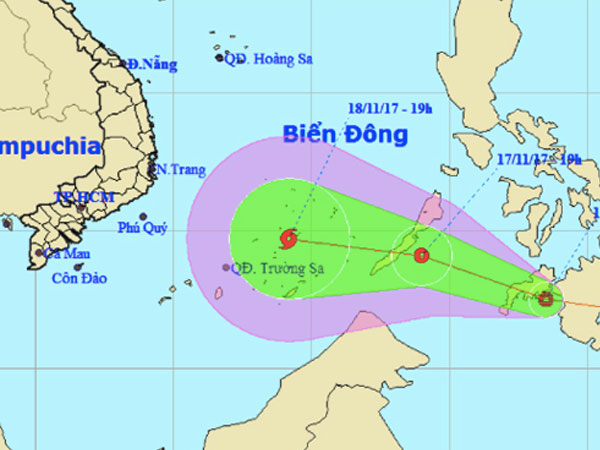 Dự báo thời tiết 17/10: Áp thấp hướng thẳng Nam Bộ, Hà Nội rét 15 độ