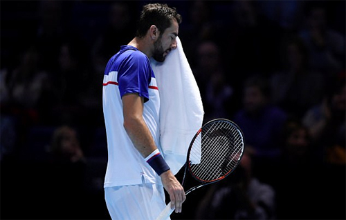 Federer thắng ngược, tiếp tục ám ảnh Marin Cilic ở London