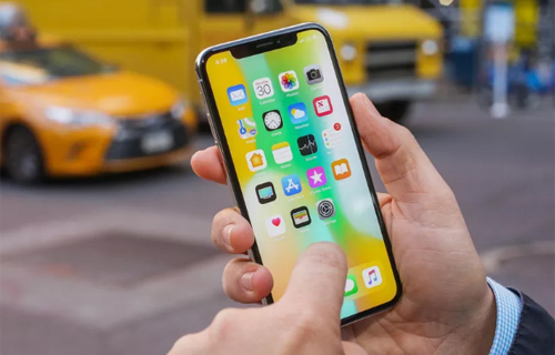Apple sửa lỗi iPhone X tê liệt khi trời lạnh
