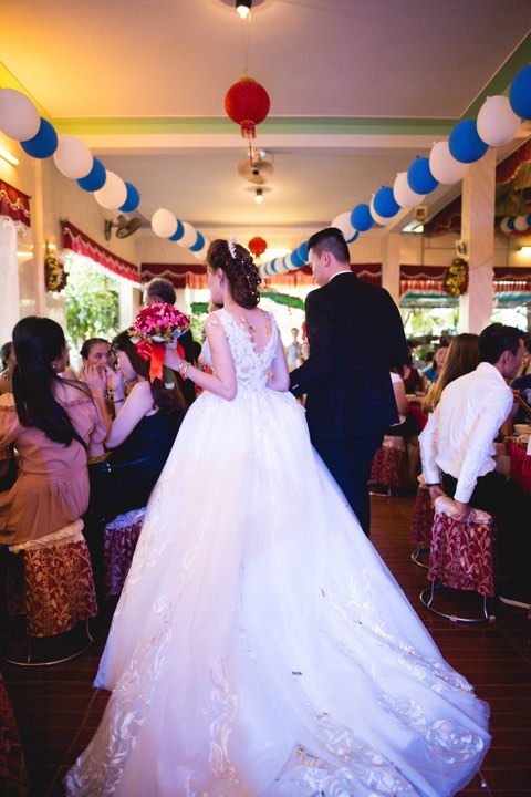 Cười ra nước mắt nghe chuyện anh chồng mê chim hơn tiền và vợ, phòng ngủ lồng chim che lấp cả ảnh cưới