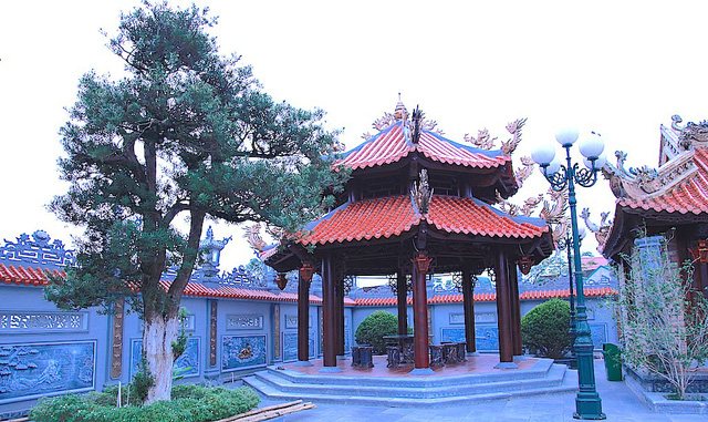 Choáng với khu nhà thờ họ 100 tỷ đồng ở Nghệ An