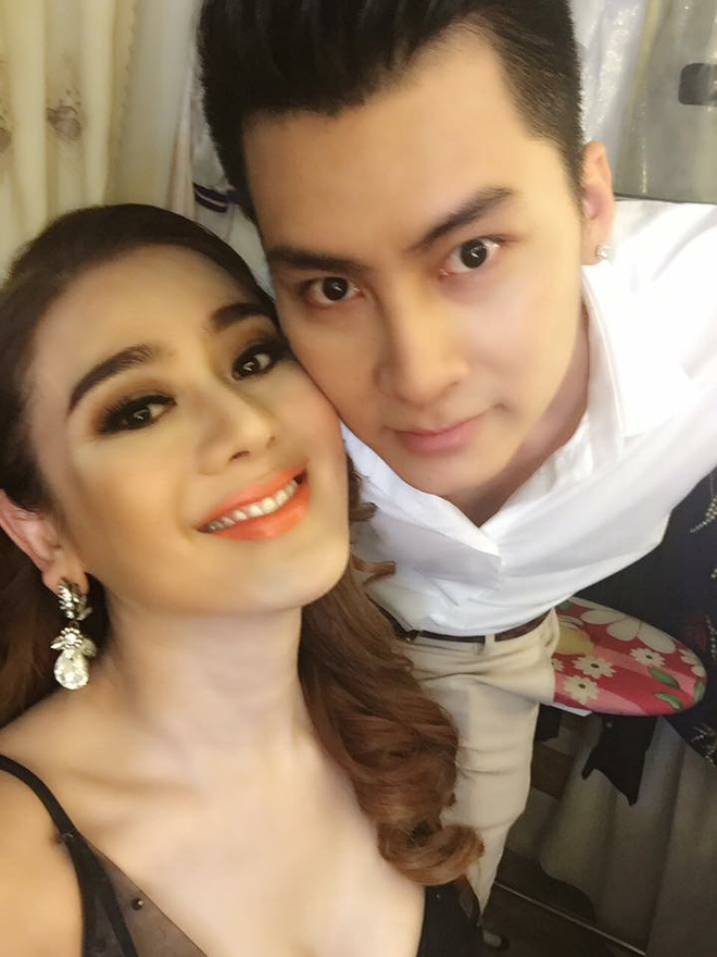 Hành trình gần 2 năm từ yêu tới cưới của ca sĩ chuyển giới Lâm Khánh Chi Hành trình gần 2 năm từ yêu tới cưới của ca sĩ chuyển giới Lâm Khánh Chi