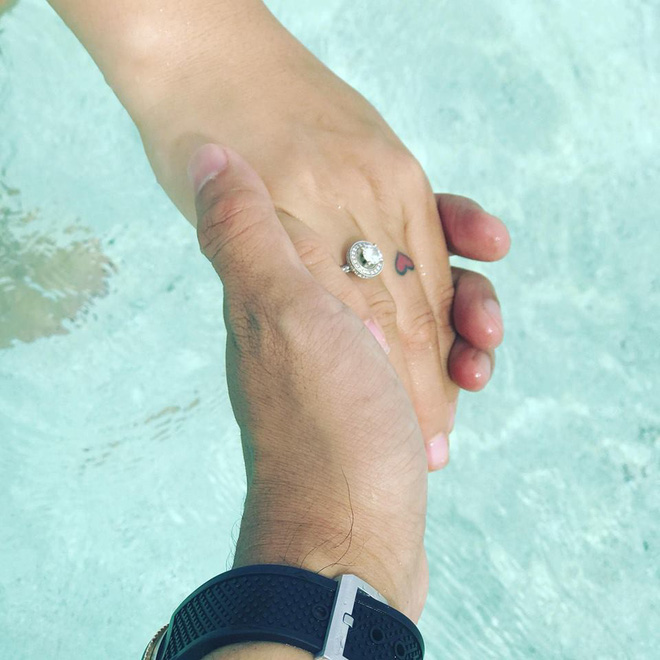 Vợ MC Phan Anh hủy kết bạn với chồng trên mạng xã hội vào đúng dịp kỉ niệm 12 năm ngày cưới