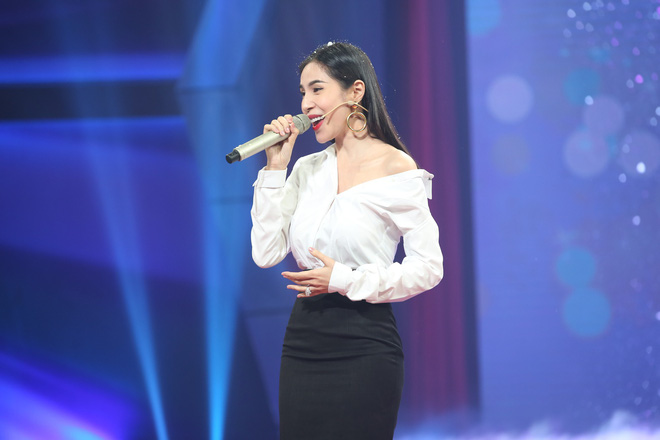 Thủy Tiên: Tôi bị chính người thân cận tung ảnh nóng với Công Vinh