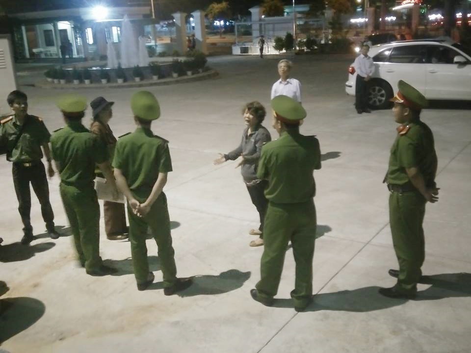 Người thân bị cáo 77 tuổi dâm ô trẻ em bị tuyên án 3 năm tù: Lời mấy đứa nhỏ từ mấy năm trước sao tin được?