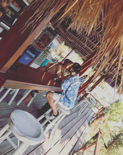 Hương Giang Idol tiết lộ về lễ cưới trong mơ diễn ra trên máy bay