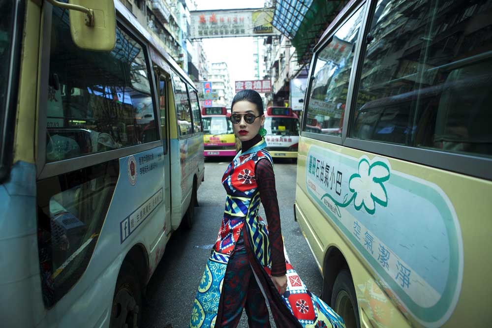 Kathy Uyên khoe vẻ đẹp kiêu hãnh với áo dài Cô ba Sài Gòn