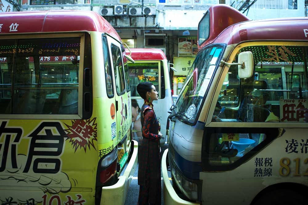 Kathy Uyên khoe vẻ đẹp kiêu hãnh với áo dài Cô ba Sài Gòn