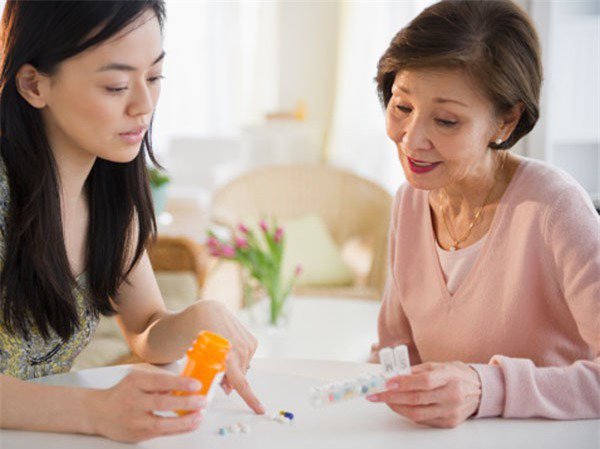 Tuyệt chiêu cho các nàng dâu để mẹ chồng yêu chiều như con gái