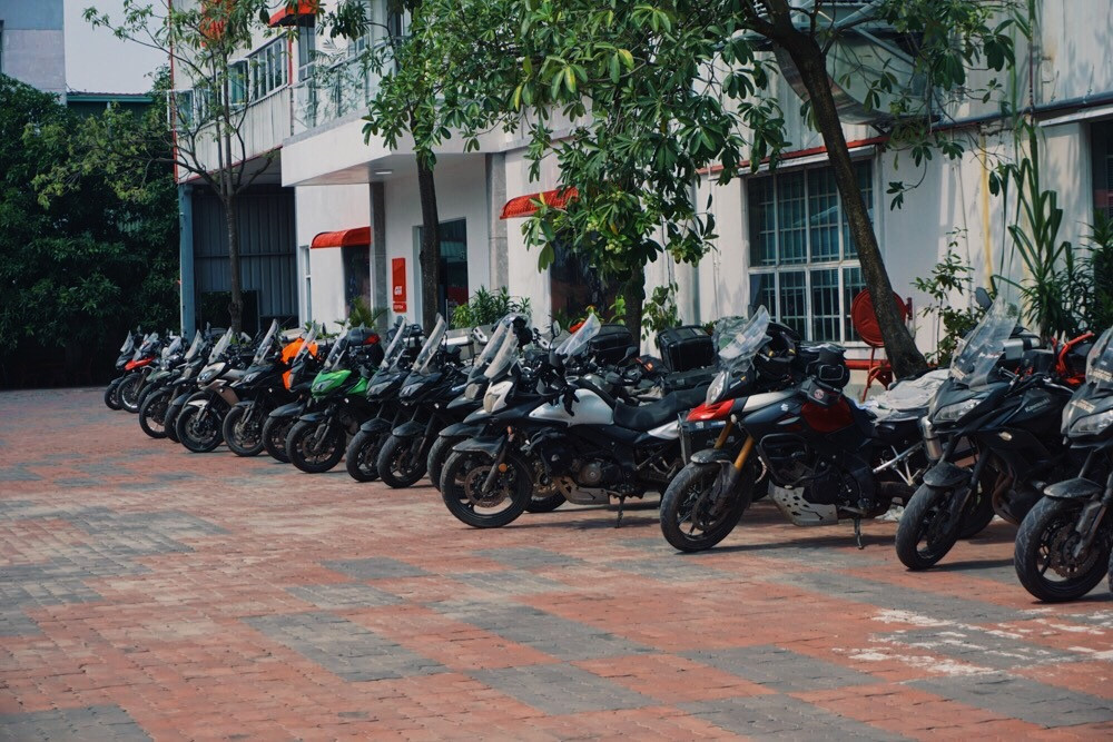 Dàn môtô khủng phượt Tam giác vàng quy tụ tại Long An