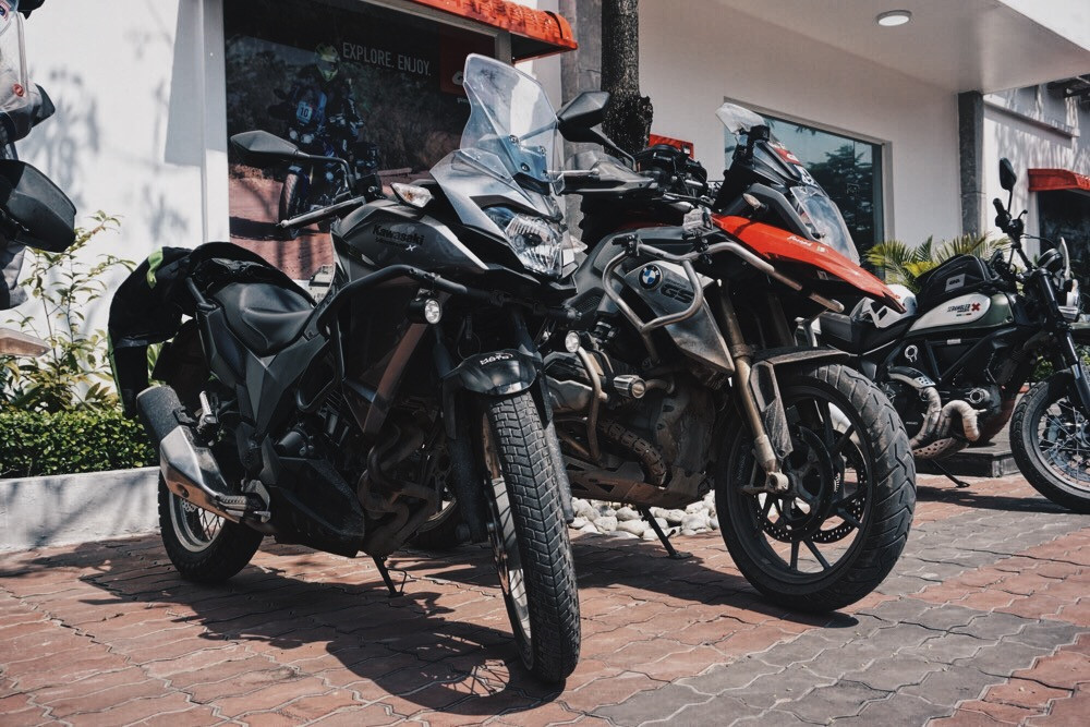 Dàn môtô khủng phượt Tam giác vàng quy tụ tại Long An