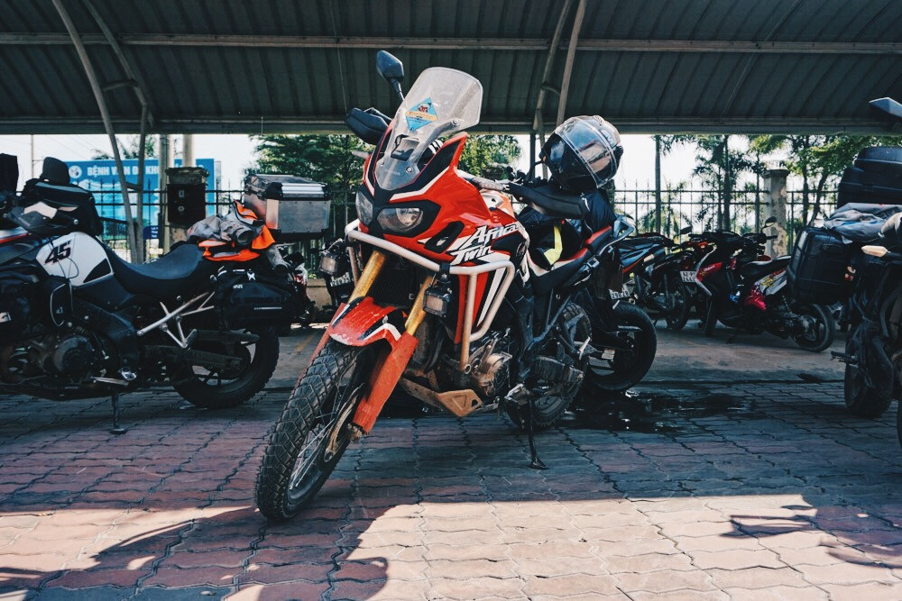 Dàn môtô khủng phượt Tam giác vàng quy tụ tại Long An