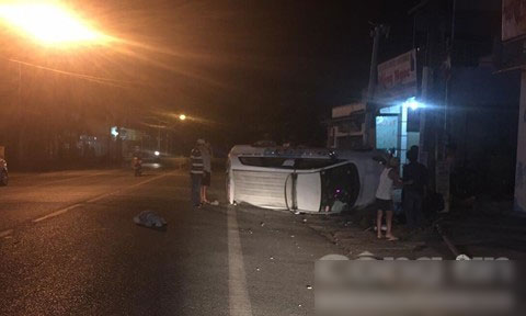 Nữ quái tuổi teen cầm đầu băng cướp taxi trong đêm