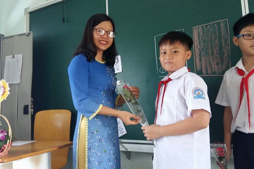 20/11 - Đừng tặng quà thầy cô như thế!