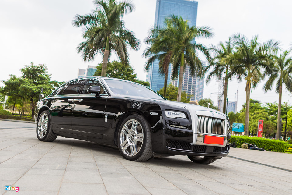 Rolls-Royce Ghost Series II chạy lướt giá hơn 20 tỷ tại Hà Nội
