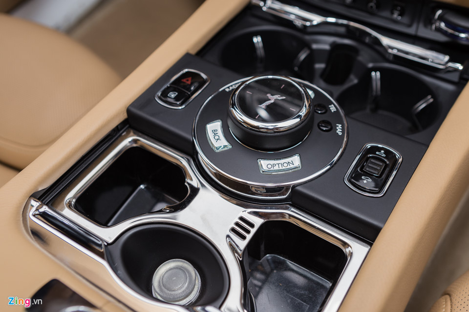 Rolls-Royce Ghost Series II chạy lướt giá hơn 20 tỷ tại Hà Nội