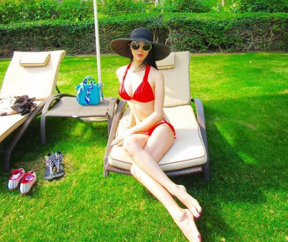 Cuộc sống của tiểu thư được cha mẹ cho nửa triệu USD tiêu hàng tháng