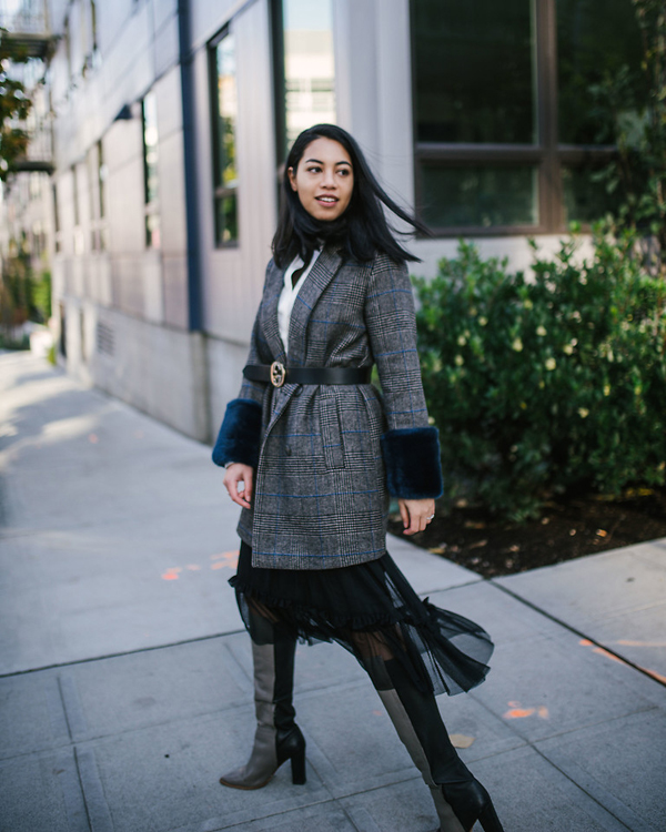 Plaid Blazer, mẫu áo thời thượng cho nàng văn phòng