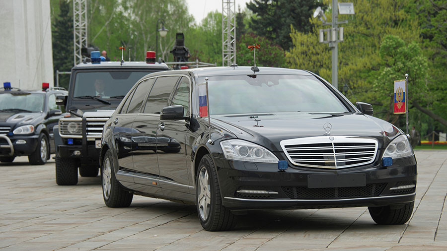 Đoàn xe chở Putin nhận hơn 50 đe dọa đánh bom liên tiếp