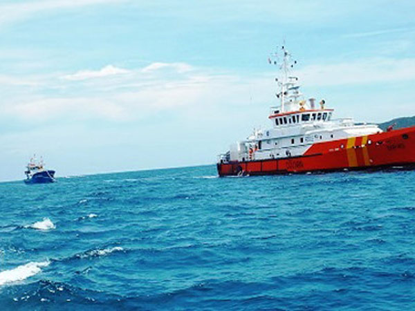 Đang tìm kiếm 2 thuyền viên rơi xuống vùng biển Vũng Tàu