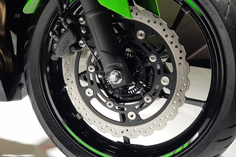 Kawasaki Ninja 400 chốt giá 135 triệu sắp về Việt Nam