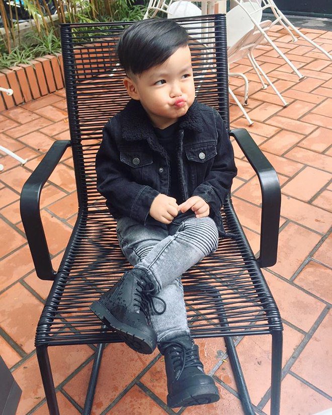 Tâm Tít khoe ảnh con trai Alex Chí An càng lớn càng giống mẹ