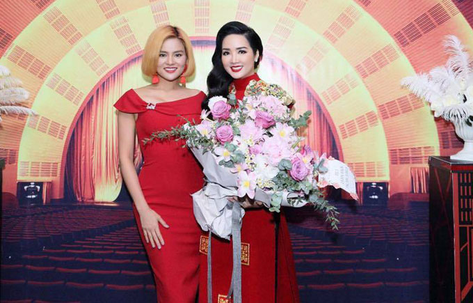 Con gái cưng cùng dàn sao dự tiệc sinh nhật của Giáng My