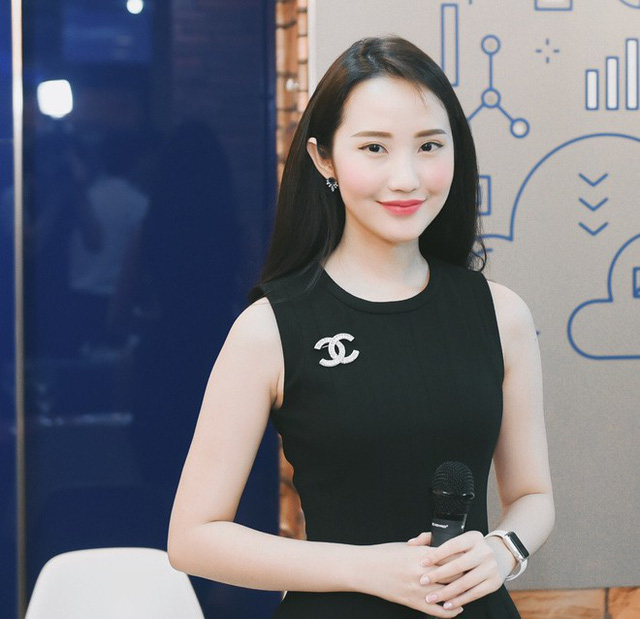 Bất ngờ với nhan sắc thuở xưa của Primmy Trương trước khi là bạn gái thiếu gia Phan Thành Bất ngờ với nhan sắc thuở xưa của Primmy Trương trước khi là bạn gái thiếu gia Phan Thành