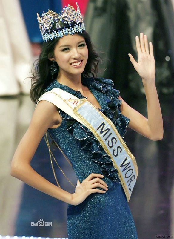 Từng là Hoa hậu Trung Quốc đẹp nhất Thế giới, Trương Tử Lâm cũng có ngày xuống sắc